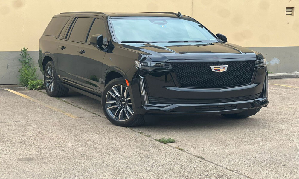 Black Car used for Wedding Shuttle Service in Dallas, TX